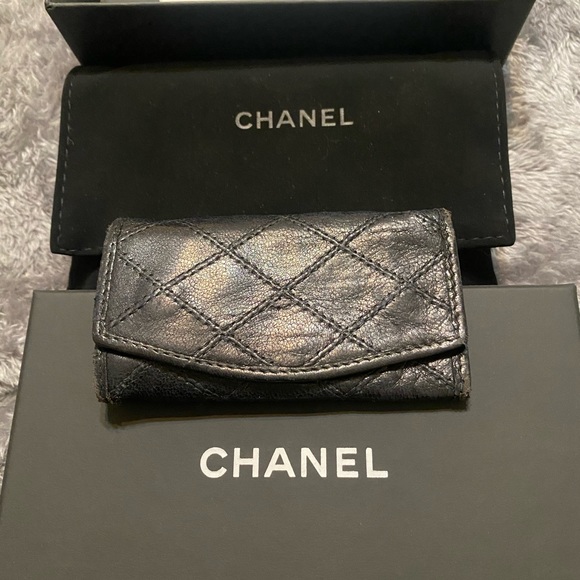 RARE CHANEL 6 key holder - Picture 12 of 15